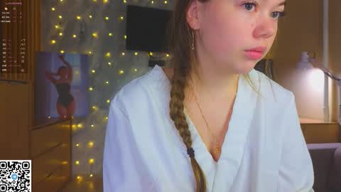 Sandy online show from December 17, 1:23 am