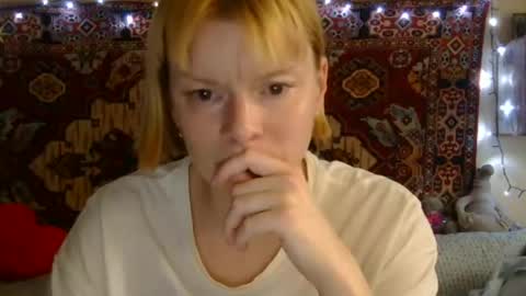 Elis online show from August 4, 11:28 am