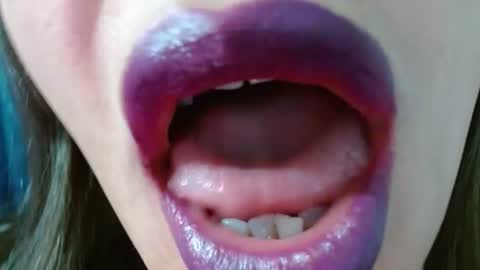 Miss Evoleth online show from July 22, 7:32 am