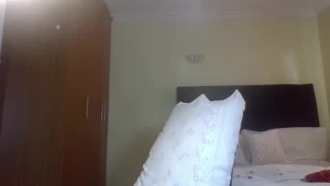 Miss Kiarrafit online show from October 13, 6:48 am