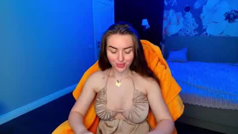 miss_kiten online show from July 4, 3:54 am