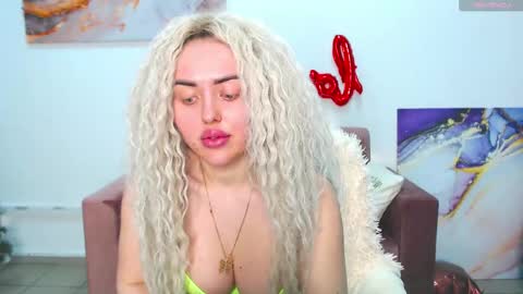 miss_kiten online show from February 28, 12:54 am