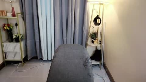 miss_kyrstyn online show from July 1, 11:24 pm