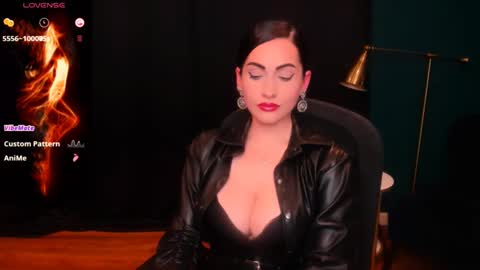 Miss LeiaHolt online show from February 13, 8:03 pm