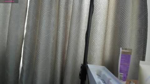 Jenny online show from October 24, 8:04 am