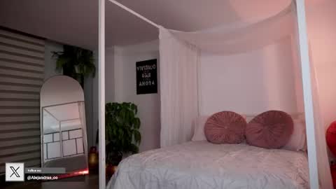 Alejandra online show from June 18, 2:06 am