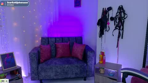    100 thumbs up online show from July 9, 1:15 pm