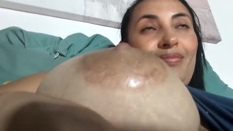 intagram miss selene59 online show from August 6, 1:36 am