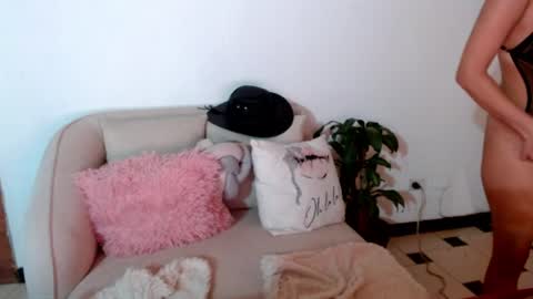 Sophie online show from April 11, 2:16 am