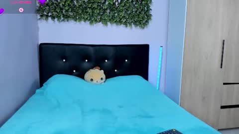 anny online show from August 6, 11:25 pm