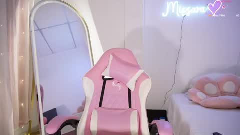 missara_ online show from February 24, 12:46 am