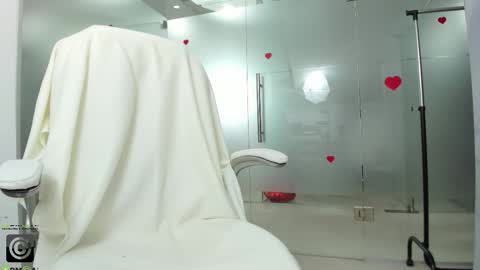 missdominna online show from March 26, 4:07 am