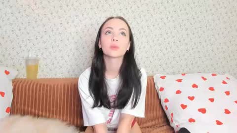 Hello dear my name Elisa online show from June 19, 8:15 pm