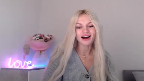 EMMA online show from December 21, 10:19 pm