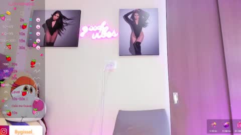 Snapshot of missgissel chatting on February 25, 5:08 pm Gisell Gigi online show from February 25, 5:08 pm