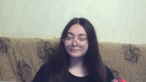 Snapshot of missis_mona chatting on October 1, 12:10 am missis mona online show from October 1, 12:10 am