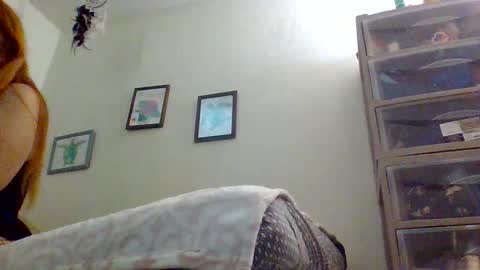 Missjuicy1luv online show from October 30, 2:01 am