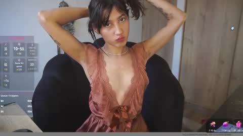 Snapshot of misskorrah chatting on October 22, 9:49 pm janedoe online show from October 22, 9:49 pm