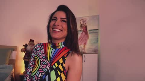 Lullu online show from December 3, 2:40 pm