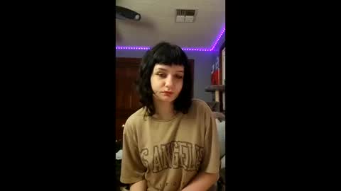 missmacabre666 online show from February 17, 9:30 am