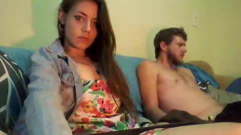 Snapshot of missmeandre chatting on March 5, 2:36 am 4bdn couple online show from March 5, 2:36 am