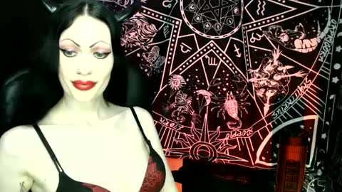 MissMoonDoll online show from October 1, 4:11 am