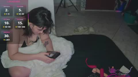 sarah online show from June 11, 12:43 am