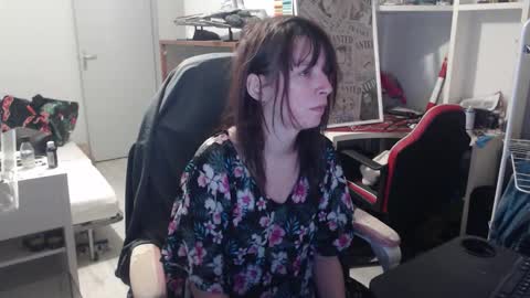 missthon online show from February 21, 2:53 pm