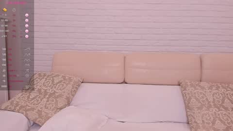 missxcaprice online show from March 12, 9:02 am