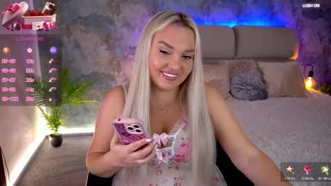 missyymarty online show from November 19, 6:39 pm