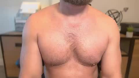 MISTER DILF  online show from October 12, 2:20 pm