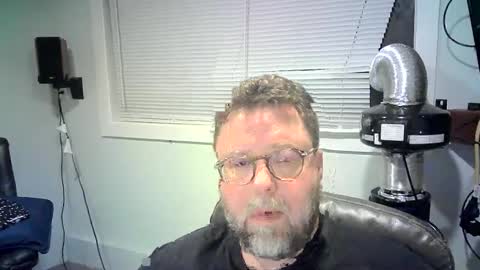 Mr. Happy online show from January 15, 2:06 am