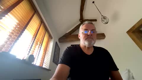 Misterblivs online show from October 26, 10:27 am