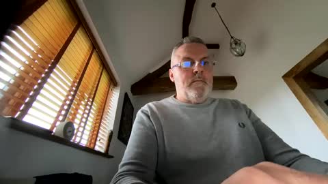 Misterblivs online show from January 17, 2:39 pm