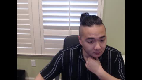 Eric online show from December 9, 10:30 pm