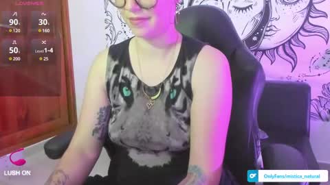 Snapshot of mistica_natural1 chatting on January 25, 12:38 am Mistica Natural online show from January 25, 12:38 am
