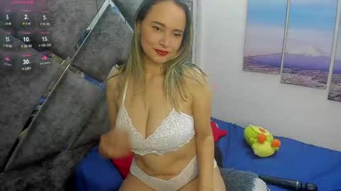melisa online show from June 3, 10:15 pm