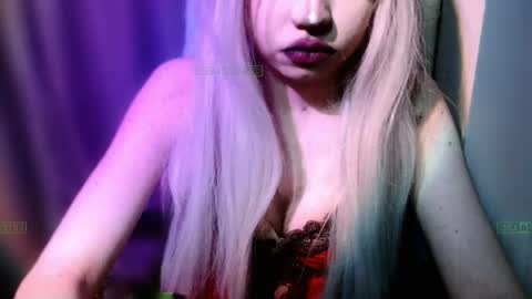 mistr_daria_femdom online show from April 29, 8:57 pm