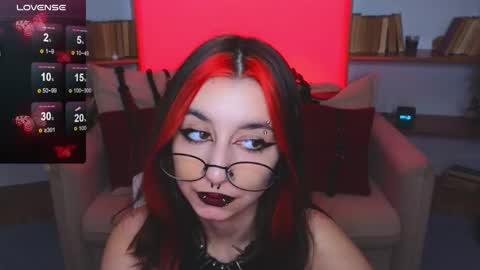 Marcelline online show from November 12, 9:44 am