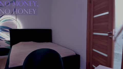 Mistress Mia online show from December 15, 1:51 pm