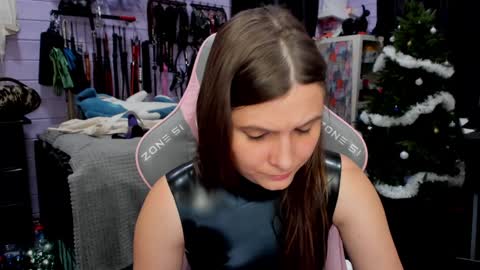 Dirty Priest and Ivi online show from December 21, 5:07 pm