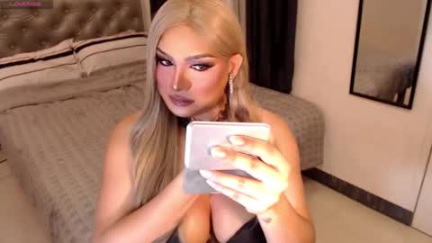 Ms Ems online show from November 13, 2:25 am