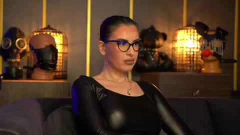 Mistress Kelly online show from April 16, 9:39 pm