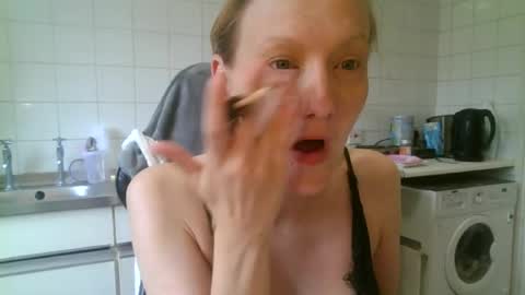 mistressmilly32 online show from June 12, 10:36 am