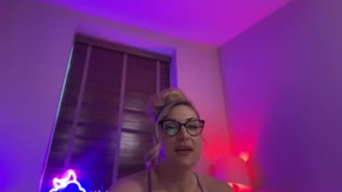 Miss X online show from June 18, 11:37 am