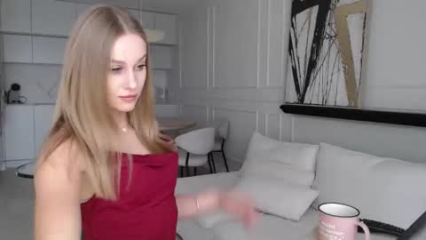 mistressuniverse online show from September 30, 11:32 am