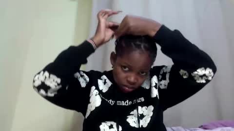 misty_shee online show from March 15, 8:18 am