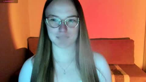 Snapshot of miya_mimi chatting on October 22, 3:57 pm Miya online show from October 22, 3:57 pm