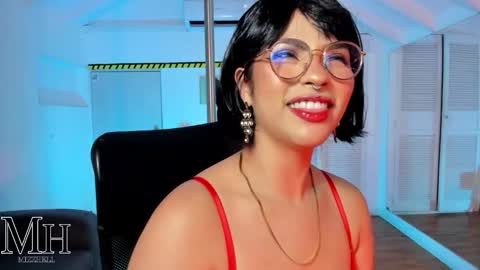 Snapshot of mizzhell_ chatting on October 9, 2:55 pm mizzhell_ online show from October 9, 2:55 pm