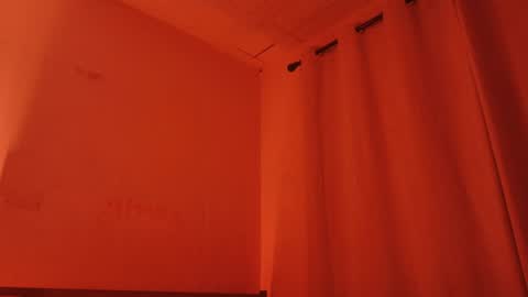 MoonLipson online show from July 22, 5:42 am